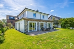 Repräsentatives Einfamilienhaus mit großem Garten. Ein sonniges Paradies mit 4-5 Zimmer für Familien - Einfamilienhaus Jüchen | Angebot:26844365