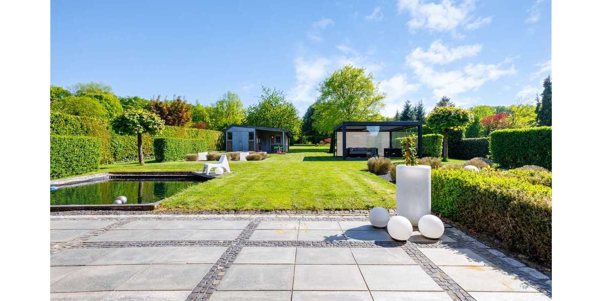 Einfamilienhaus Brüggen - 6 Zimmer, 305 m&sup2;, 1.395.000&euro; | Angebot:27322482