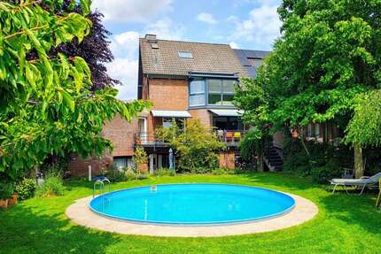 Haus Krefeld Gellep-Stratum - 6 Zimmer, 242 m&sup2;, 920.000&euro; | Angebot:25719377