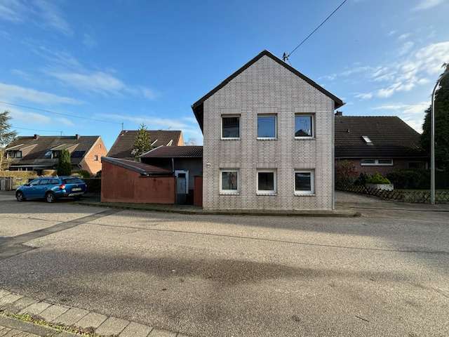 Einfamilienhaus Mönchengladbach West - 4 Zimmer, 110 m&sup2;, 168.000&euro; | Angebot:27464117