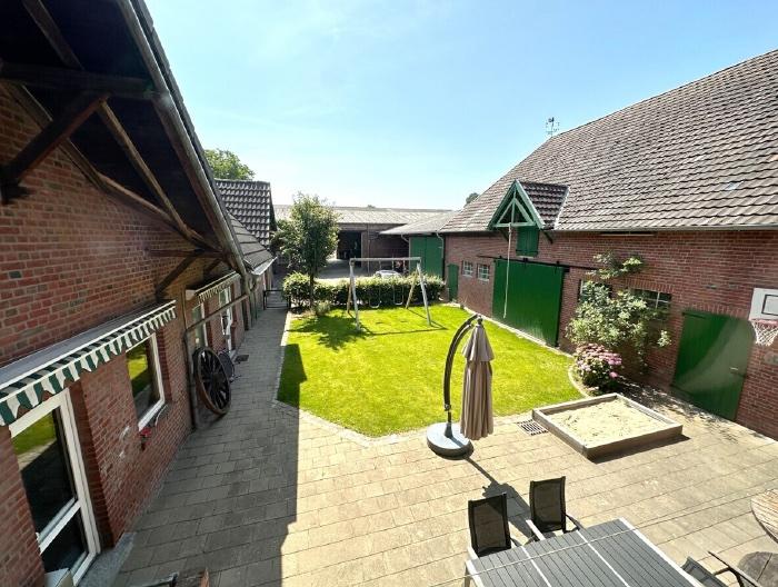 Bauernhaus, Landhaus Wegberg - 7 Zimmer, 240 m&sup2;, 785.000&euro; | Angebot:26492004