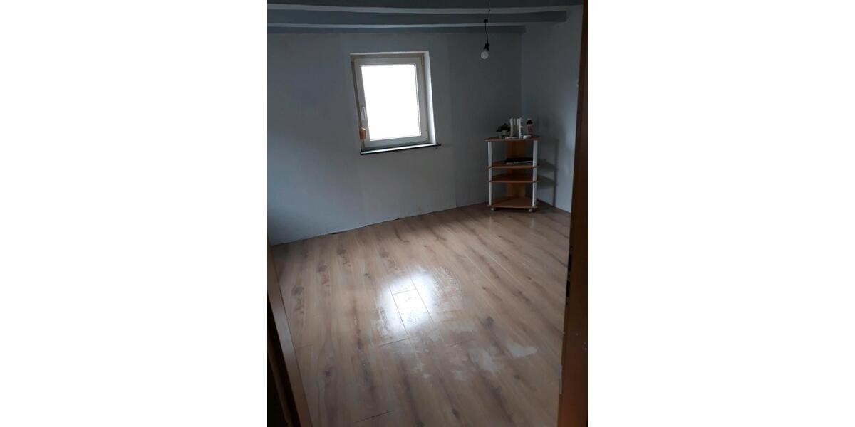Reihenhaus Wegberg - 5 Zimmer, 120 m&sup2;, 120.000&euro; | Angebot:27302207