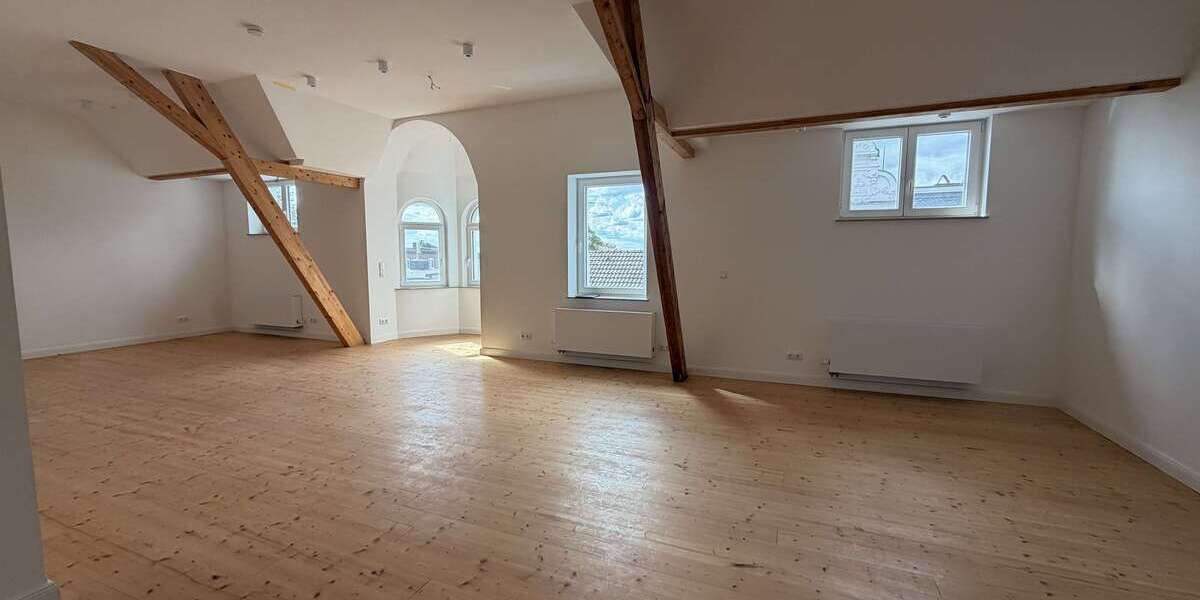Etagenwohnung Mönchengladbach - 2.5 Zimmer, 110 m&sup2;, 1.195&euro; | Angebot:27440351