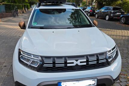 Dacia Duster 25.042 km 22.999 &euro; Düsseldorf 40233