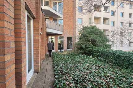 Haus Düsseldorf Pempelfort - 40 Zimmer, 1.803 m&sup2;, 6.900.000&euro; | Angebot:27479697