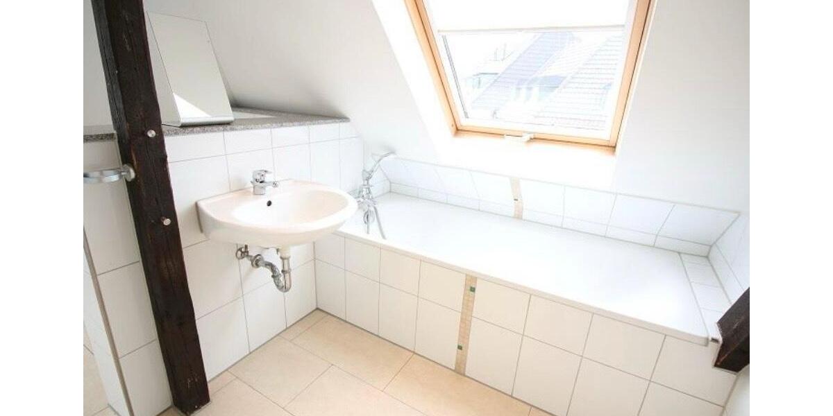 Maisonettenwohnung Krefeld Cracau - 4 Zimmer, 123 m&sup2;, 300.000&euro; | Angebot:27453454
