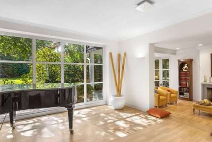 Haus Neuss Gnadental - 8 Zimmer, 325 m&sup2;, 1.950.000&euro; | Angebot:27459375