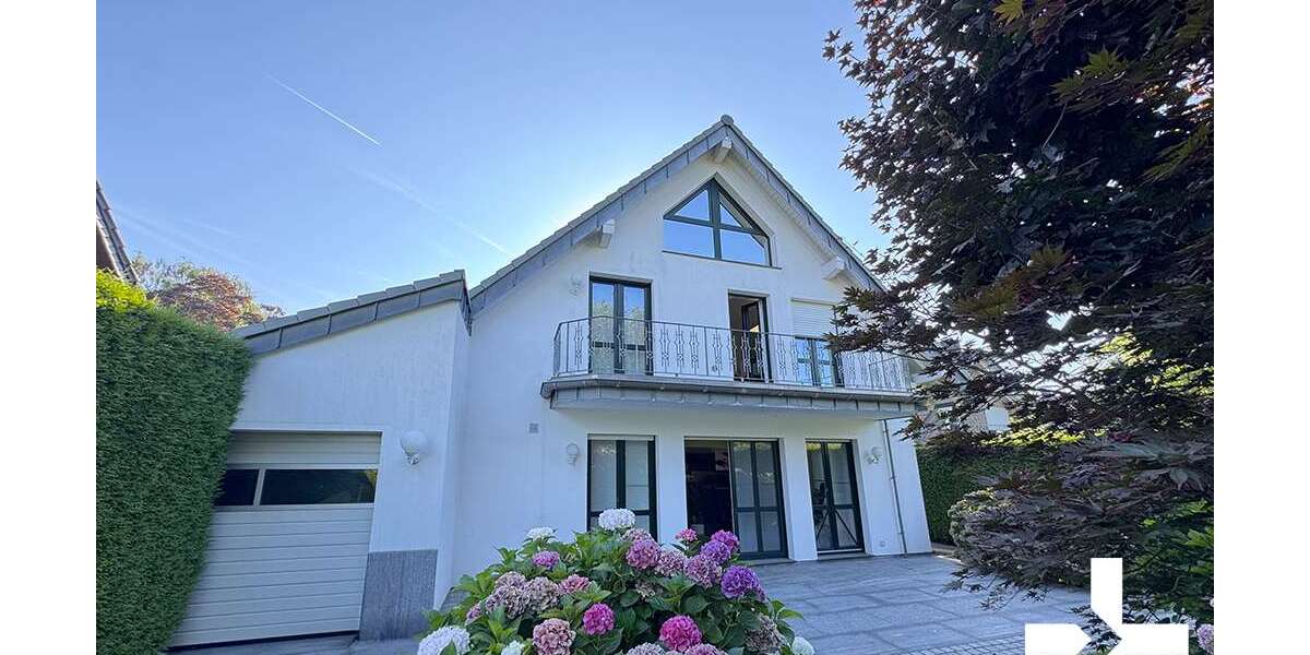 Einfamilienhaus Mönchengladbach West - 5.5 Zimmer, 217 m&sup2;, 745.000&euro; | Angebot:27286994