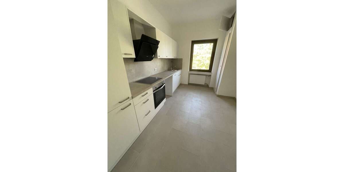 Etagenwohnung Düsseldorf Pempelfort - 3 Zimmer, 81 m&sup2;, 1.335&euro; | Angebot:27396510