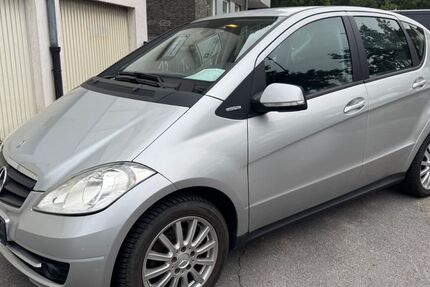 Mercedes-Benz A 160 97.000 km 4.750 &euro; Neuss 41460