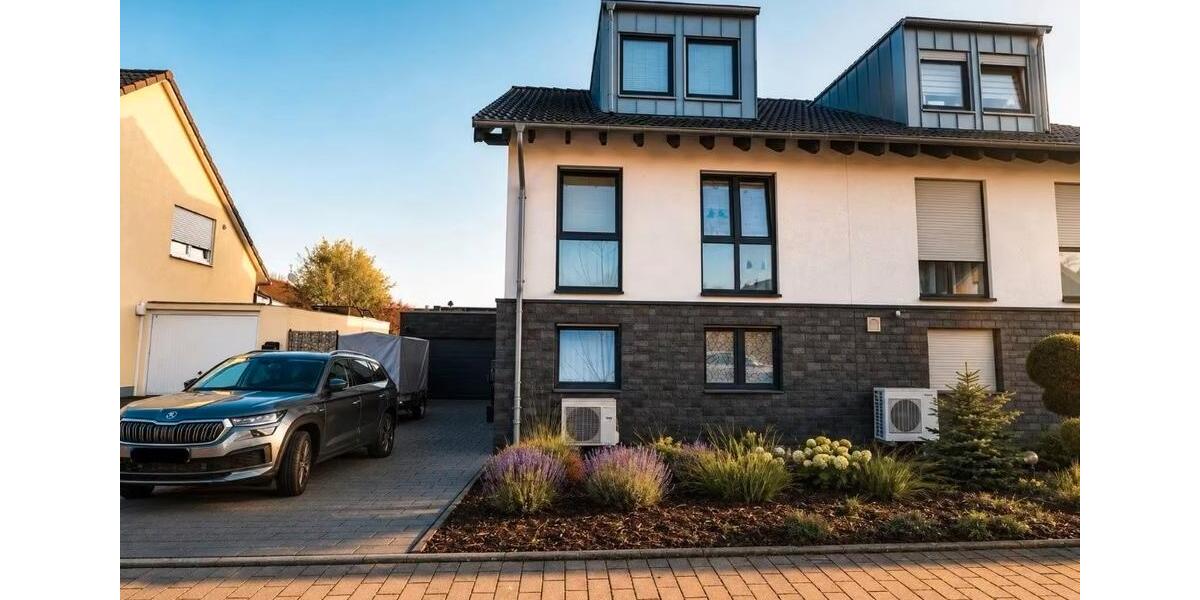 Doppelhaushälfte Jüchen - 5 Zimmer, 161 m&sup2;, 675.000&euro; | Angebot:27488190