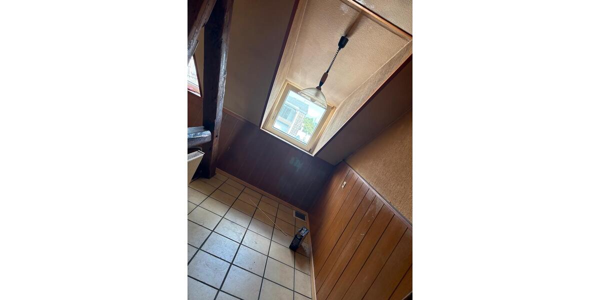 Etagenwohnung Krefeld Gartenstadt - 3 Zimmer, 109 m&sup2;, 330.000&euro; | Angebot:27462353