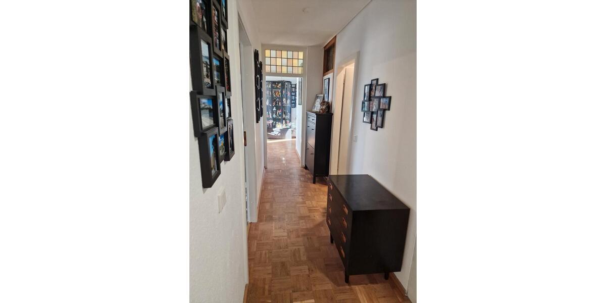 Etagenwohnung Düsseldorf Lörick - 3 Zimmer, 75 m&sup2;, 299.000&euro; | Angebot:27496198