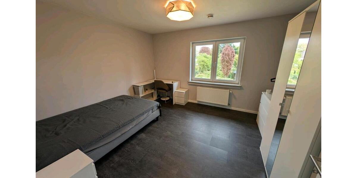 Einfamilienhaus Mönchengladbach Süd - 6 Zimmer, 200 m&sup2;, 649.000&euro; | Angebot:26823902