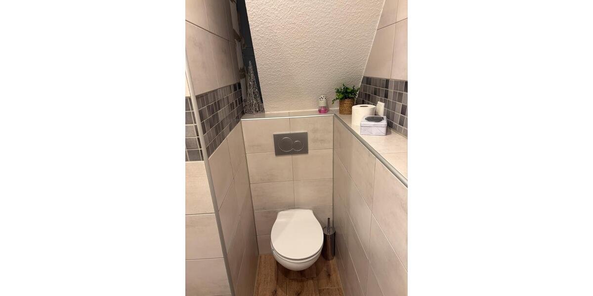 Reihenhaus Mönchengladbach West - 6 Zimmer, 140 m&sup2;, 320.000&euro; | Angebot:27428294