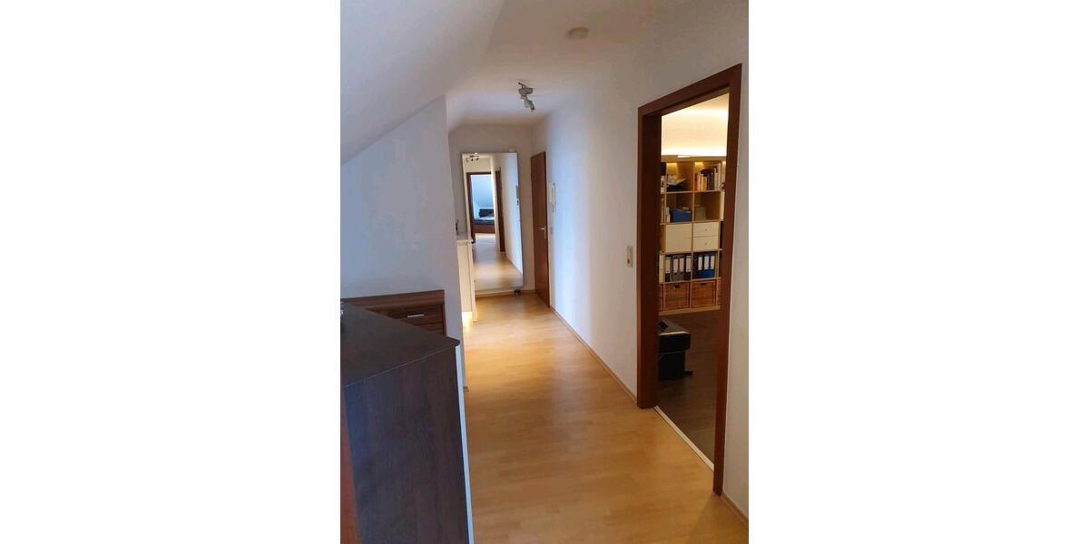 Dachgeschoßwohnung Neuss Furth-Mitte - 2 Zimmer, 63 m&sup2;, 259.000&euro; | Angebot:27456099
