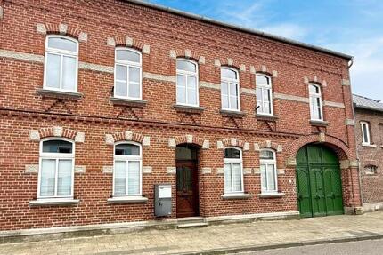 Haus Wegberg - 7 Zimmer, 240 m&sup2;, 785.000&euro; | Angebot:26492004