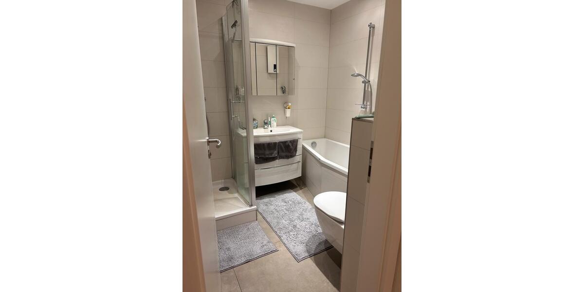 Etagenwohnung Mönchengladbach - 4 Zimmer, 95 m&sup2;, 244.000&euro; | Angebot:26235886
