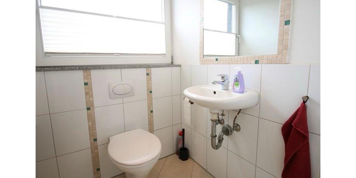 Maisonettenwohnung Krefeld Cracau - 4 Zimmer, 123 m&sup2;, 300.000&euro; | Angebot:27453454
