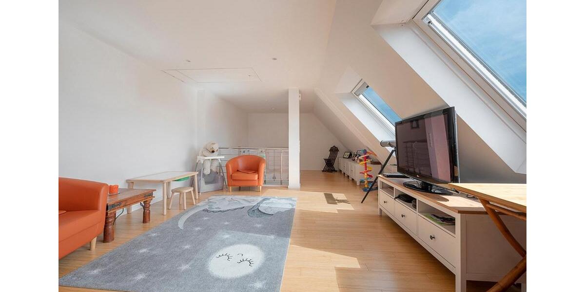 Einfamilienhaus Düsseldorf Stadtbezirk 6 - 6.5 Zimmer, 222 m&sup2;, 1.100.000&euro; | Angebot:27407894