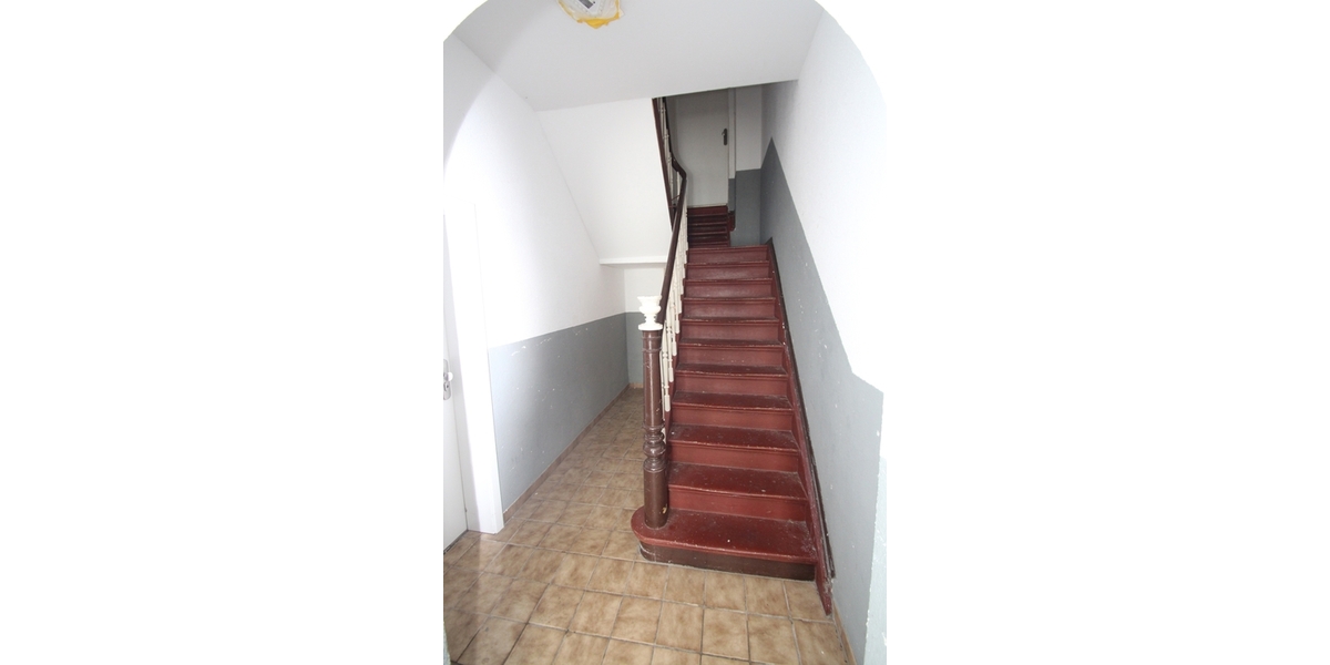 Wohnportfolio mit Entwicklungspotenzial: 2 vermietete MFH + genehmigtes Neubauprojekt - Mehrfamilienhaus, Wohnhaus Bedburg | Angebot:27452237