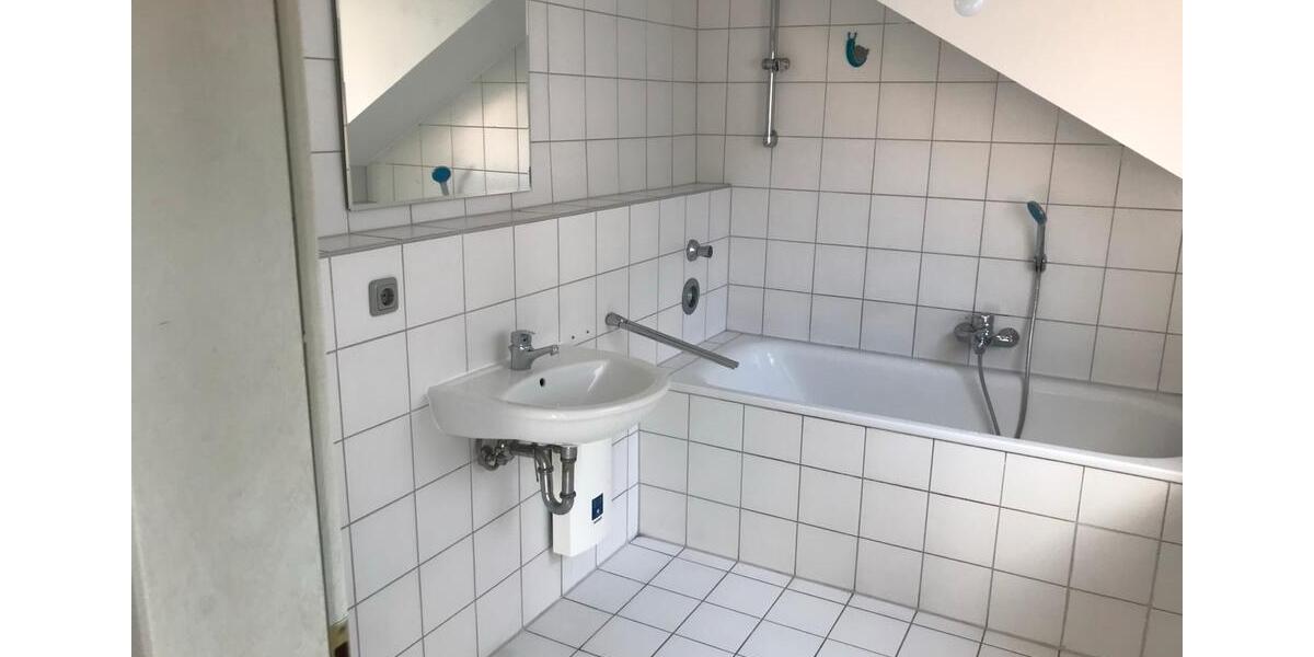 Dachgeschoßwohnung Kaarst - 1 Zimmer, 49 m&sup2;, 179.000&euro; | Angebot:27445297