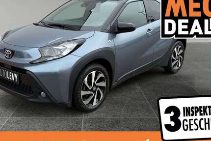 Toyota Aygo 15.601 km 14.498 &euro; Mönchengladbach 41239