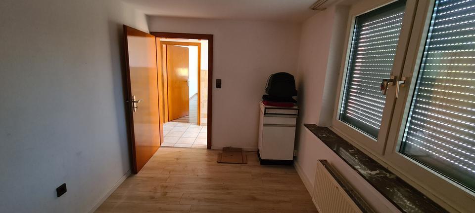 Mehrfamilienhaus, Wohnhaus Erkelenz - 8 Zimmer, 260 m&sup2;, 397.000&euro; | Angebot:27488191