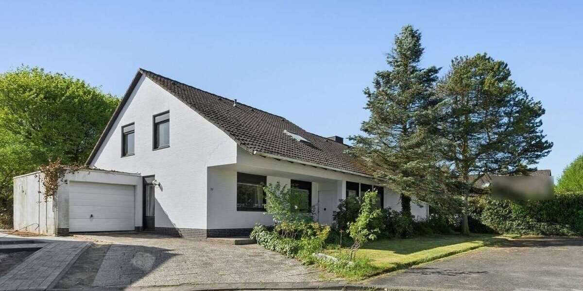 Einfamilienhaus Meerbusch-Strümp Strümp - 8 Zimmer, 242 m&sup2;, 1.090.000&euro; | Angebot:26562840