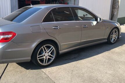 Mercedes-Benz E 350 322.170 km 15.500 &euro; Düsseldorf 40489