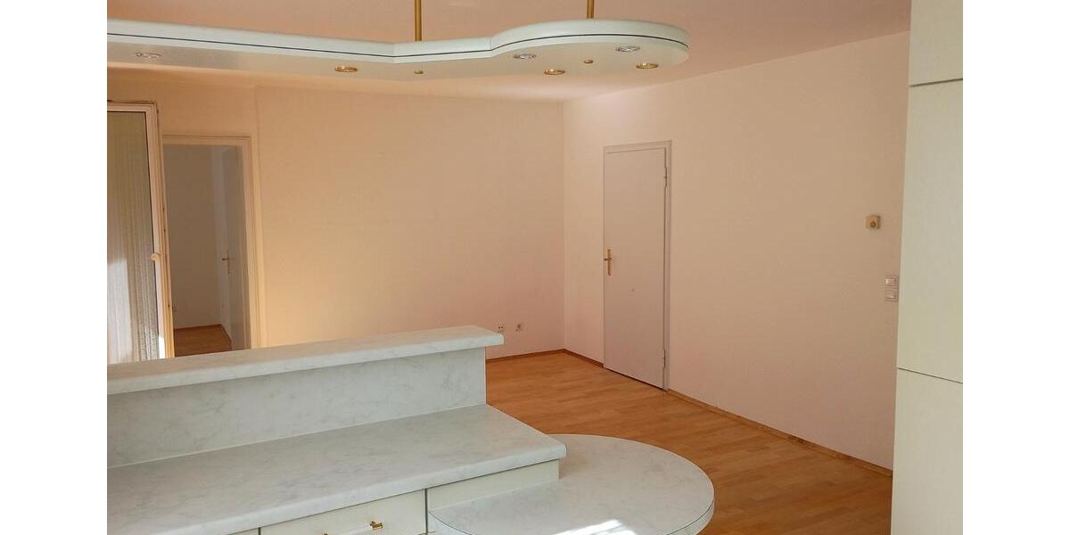 Etagenwohnung Düsseldorf Stadtbezirk 3 - 3 Zimmer, 68 m&sup2;, 300.000&euro; | Angebot:27257391