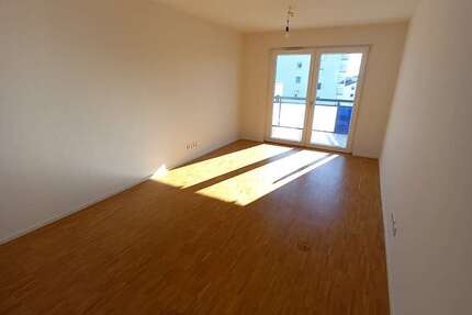 Wohnung Düsseldorf Rath - 2 Zimmer, 52 m&sup2;, 771&euro; | Angebot:27416114