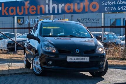 Renault Clio 143.000 km 2.399 &euro; Kempen 47906