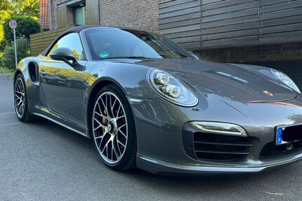 Porsche 991 58.000 km 126.900 &euro; düsseldorf 40489