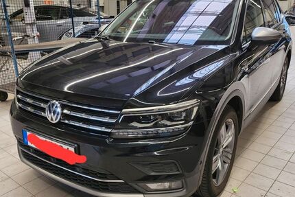 VW Tiguan Allspace 98.000 km 22.999 &euro; Krefeld 47829