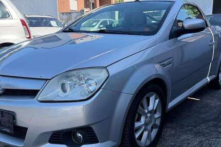 Opel Tigra 163.035 km 2.850 &euro; Mönchengladbach 41238