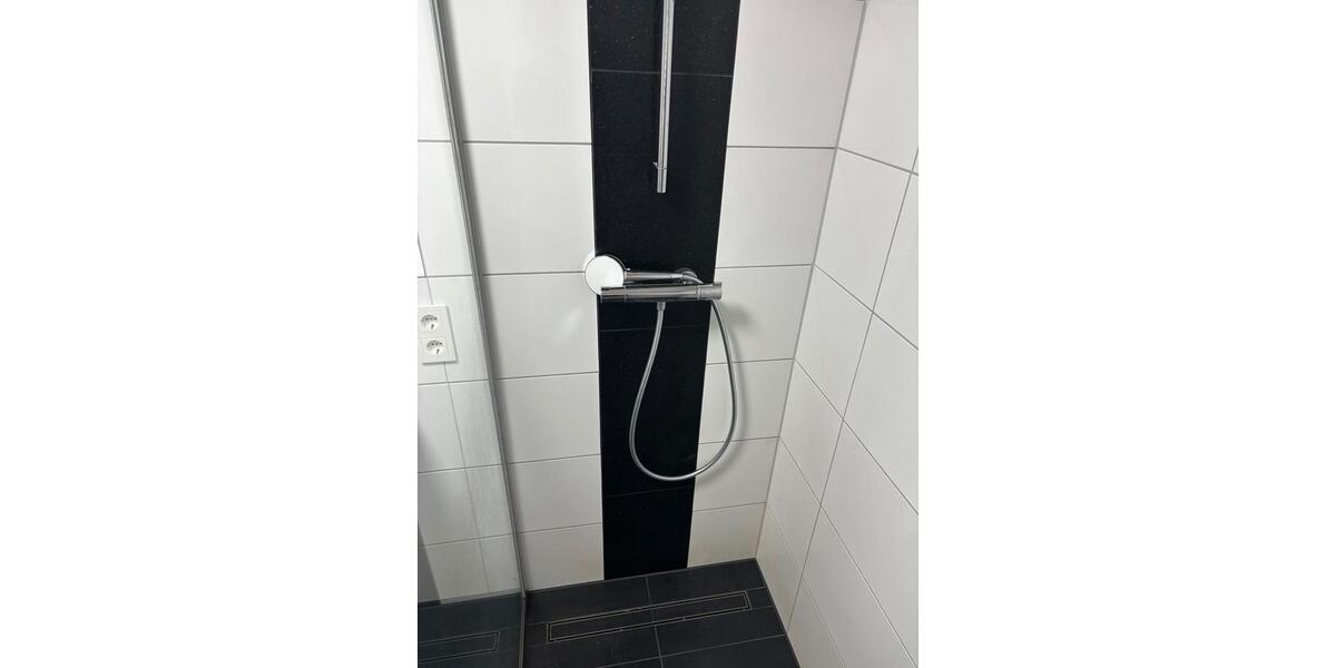 Etagenwohnung Korschenbroich - 1 Zimmer, 79 m&sup2;, 900&euro; | Angebot:26678016