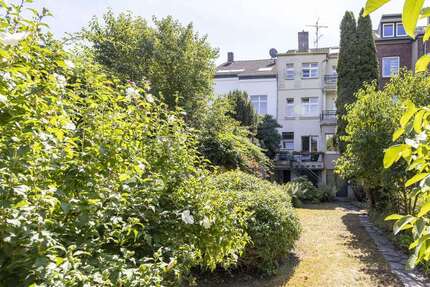 Haus Neuss - 7 Zimmer, 180 m&sup2;, 750.000&euro; | Angebot:27463481