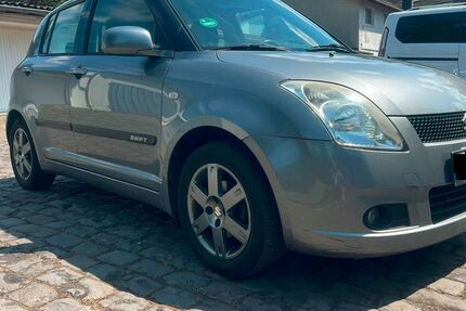 Suzuki Swift 206.000 km 1.950 &euro; Düsseldorf 40597