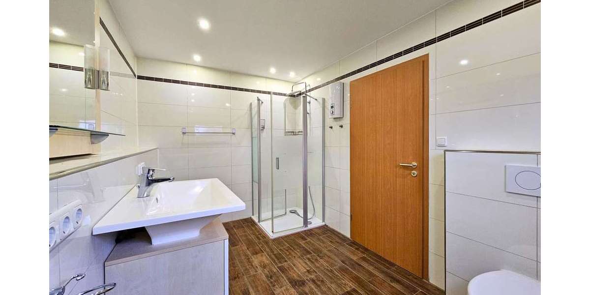 Einfamilienhaus Wegberg - 2 Zimmer, 74 m&sup2;, 179.900&euro; | Angebot:25384930