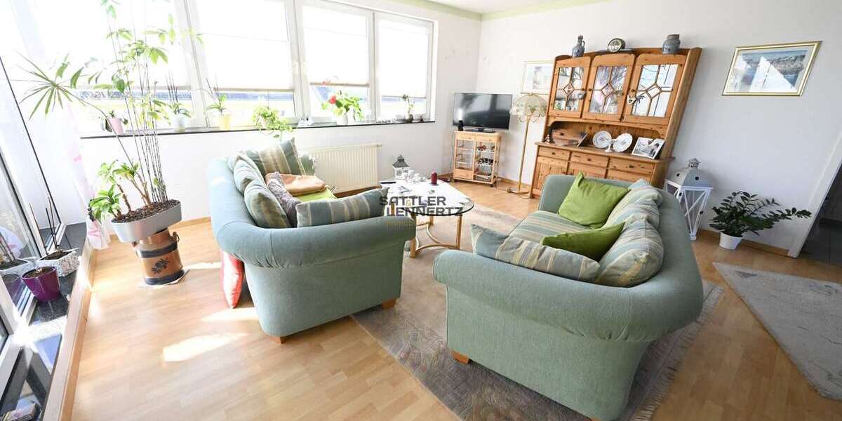 Etagenwohnung Schwalmtal - 3 Zimmer, 93 m&sup2;, 245.000&euro; | Angebot:27415415