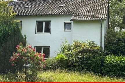 Haus Krefeld Bockum - 6 Zimmer, 176 m&sup2;, 490.000&euro; | Angebot:26973102
