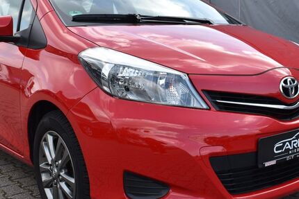 Toyota Yaris 38.000 km 7.999 &euro; Mönchengladbach 41063