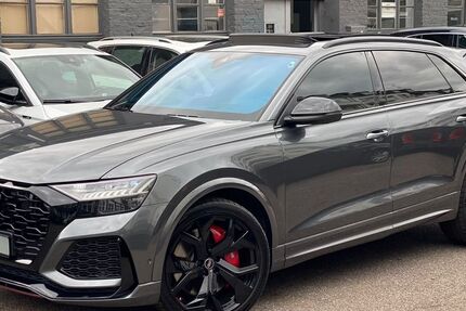 Audi RSQ8 106.000 km 68.990 &euro; Düsseldorf 40233