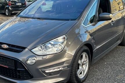 Ford S-Max 247.000 km 5.690 &euro; Mönchengladbach 41063