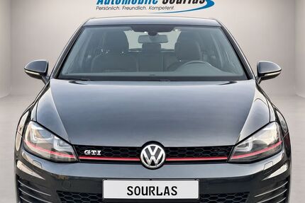 VW Golf 160.000 km 11.990 &euro; Düsseldorf 40599
