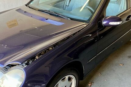 Mercedes-Benz C 180 250.000 km 1.250 &euro; Grevenbroich 41515