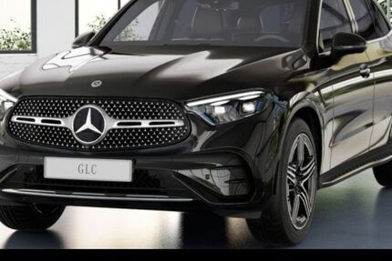 Mercedes-Benz GLC 300 9.900 km 72.490 &euro; Düsseldorf 40470