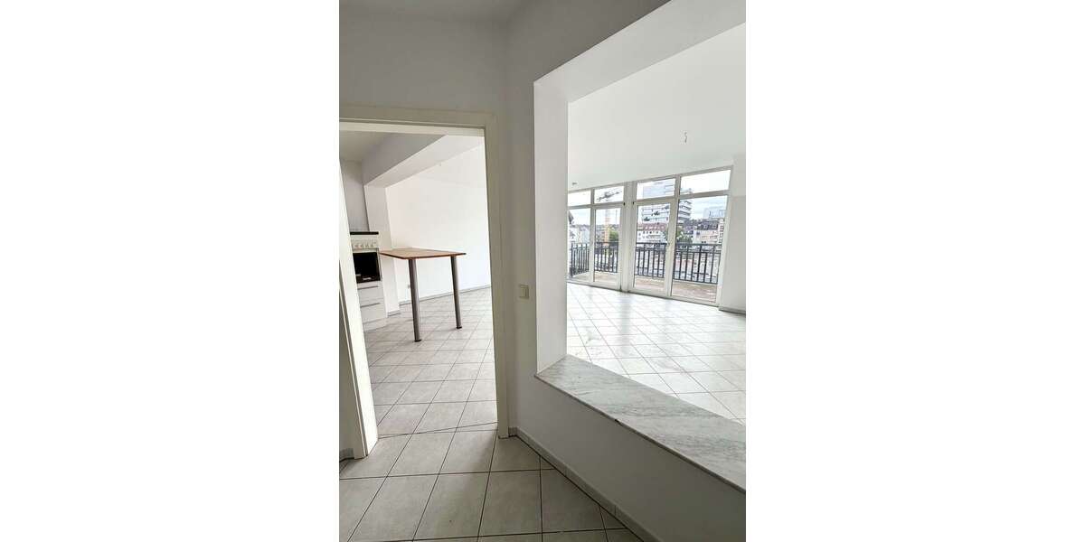 Etagenwohnung Düsseldorf Friedrichstadt - 3 Zimmer, 90 m&sup2;, 1.300&euro; | Angebot:27463022