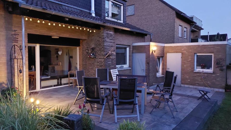 Einfamilienhaus Wegberg - 8 Zimmer, 211 m&sup2;, 485.000&euro; | Angebot:26375214